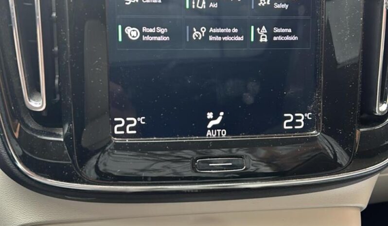 
								VOLVO XC40 1.5 T3 BUSINESS PLUS AUTO lleno									