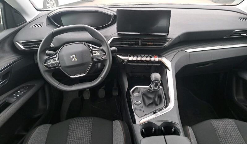 
								PEUGEOT 3008 1.5 BlueHDi S&S Active Pack lleno									