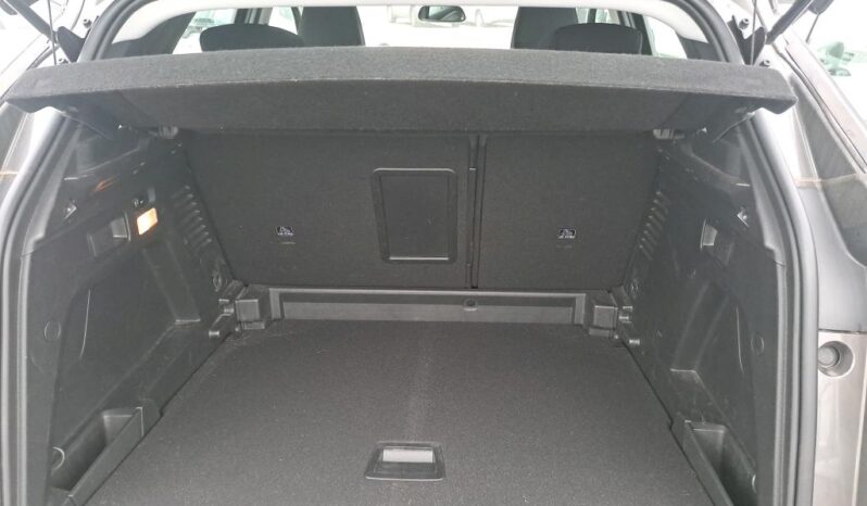 
								PEUGEOT 3008 1.5 BlueHDi S&S Active Pack lleno									