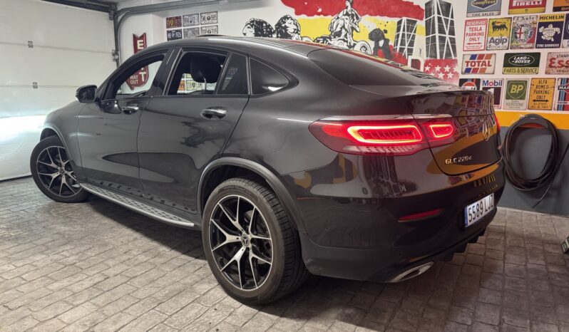 
								MERCEDES GLC COUPE 220d 4MATIC lleno									